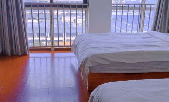 Haoyouyuan Holiday Hotel