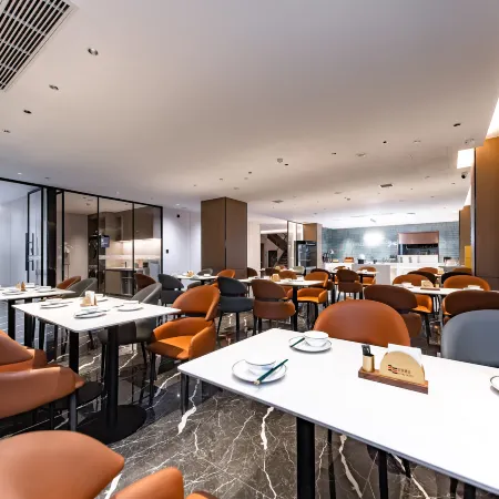 ECHIC Hotel(Yueyang Lou District Pedestrian Street Branch)
