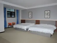 Left Bank Hotel (Qihe County Oulebao Marine Polar World) Hotels in Qihe County