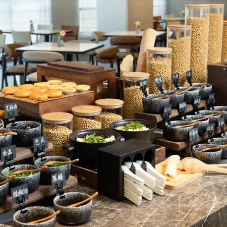 Atour Hotel Yunfu Luoding Taide Tianrun Plaza