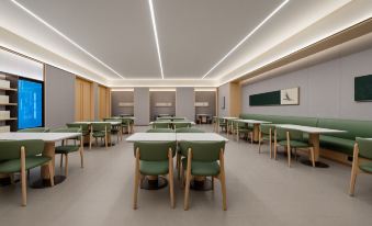 JI Hotel (Qinhuangdao Shanhaiguan Railway Station Ancient City Scenic Area)