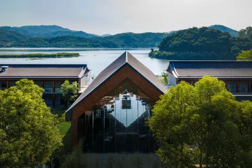 Guoyun Mountain Residence · Xiangang Reservoir Inn