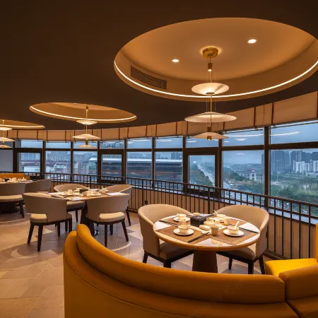 Arbour Hotel
