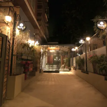 Theory9 Premium Serviced Apartments Bandra