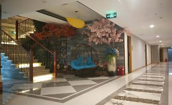 Pingli Dongxing Theme Hotel