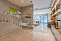 萬怡飯店（清鎮中環國際店） - 山景