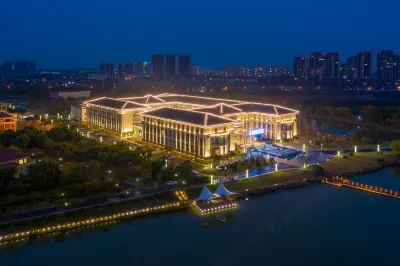 Luxury Blue Horizon Hotel (Zhonghai Lake, Binzhou) Hotels in 