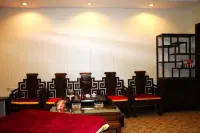 Huaxuan Select Hotel (Chengwu Building Materials City Shop)