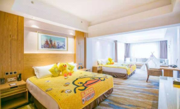 Chang Baishan Dynasty Holy Land Hot Spring Hotel