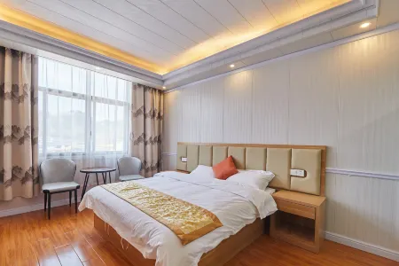 Dongzhan Hotel Отели в г. Санцжи