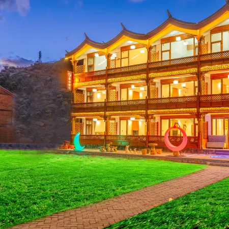 Lugu Lake Shengshan Lake Cloud Boutique Lake Inn