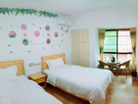 西昌念海客栈 - 绿野仙踪 标间