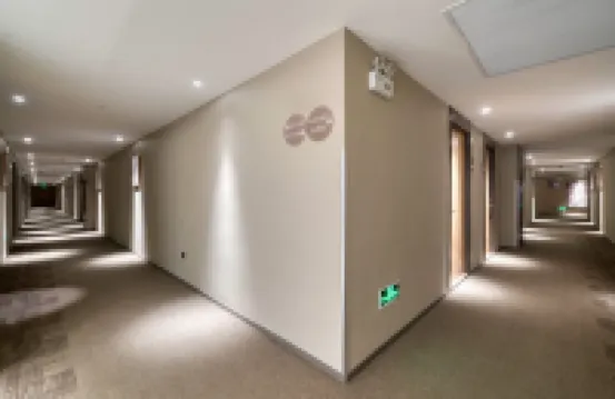 Homeinn · neo (Huzhou New World Trade Center Yishang Street)