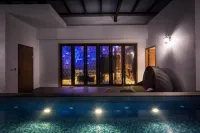 Uher Luxury Resort Hotel - Resorts