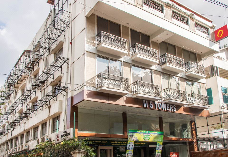 The Infantry HotelOver view