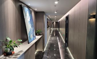 Yinshi Shiguang Homestay (Weihai Hanlefang Railway Station)
