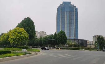 Pingyi Binhe New Fashion Apartment