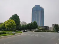 Pingyi Binhe New Fashion Apartment