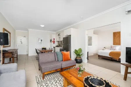 Byron Bay Hotel and Apartments