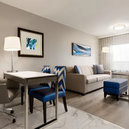 Embassy Suites by Hilton Toronto Airport