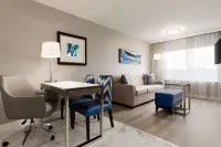 Embassy Suites by Hilton Toronto Airport
