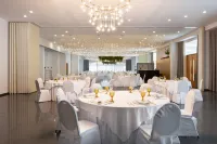 Exe Vía Argentum Hotels in Lalin