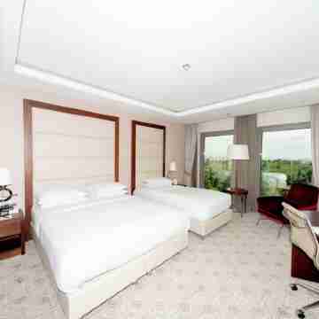 Doubletree by Hilton Istanbul Topkapi Rooms