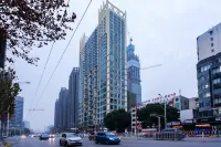 Wuhan Tiandi Loft self-catering apartment - شرفة