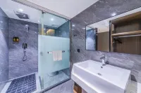 Xin Yuan Residence Hotel (Tongren High-speed Railway Station) - 3-Star