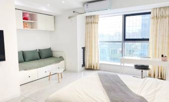 Shenyang August Apartment