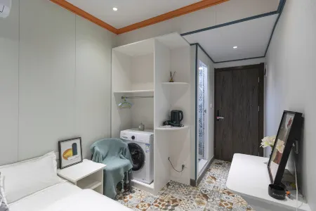 Guilaiju Boutique B&B (Futian Port Branch)