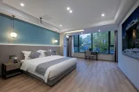 Muse cinema Hotel(Baolong square store of Shaoxing Paojiang agricultural and Commercial College) - Esports