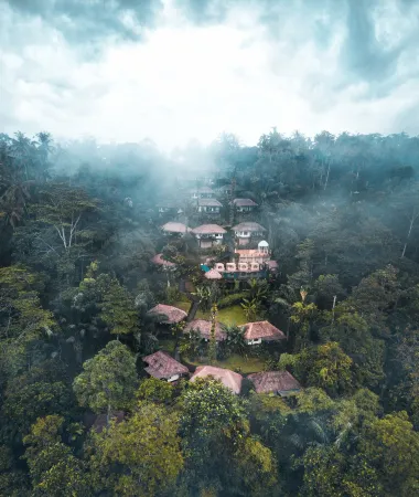 Nandini Jungle by Hanging Gardens Отели рядом с достопримечательностью «Pura Pusering Jagat»