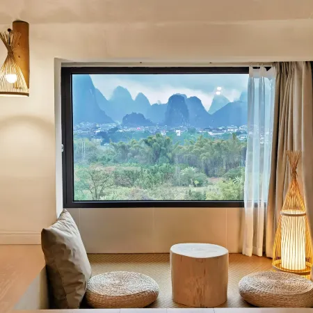 Yangshuo Dongling Villa (Lijiang River)