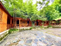 邛崍香山河畔民宿 鄰近南寶山的酒店