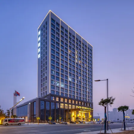 Vienna International Hotel Deng Zhou YingBinGuan