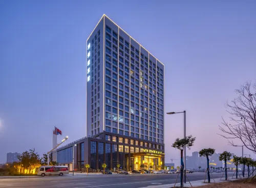 Vienna International Hotel Deng Zhou YingBinGuan - Parkering