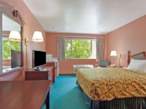 デイズ イン バイ ウィンダム シータック エアポート シータックのホテル