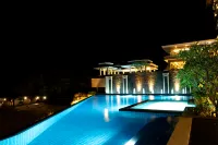 Zuri Resort - Luxury