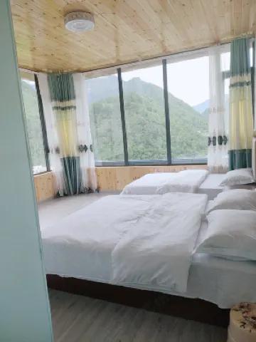 康定啟安民宿 鄰近康定情歌(木格措)景區的酒店