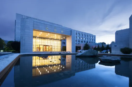 Lhasa Hotel VIP Building Hotel di 