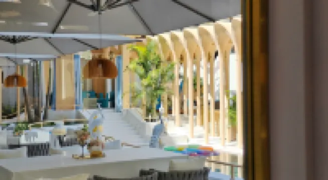 南客裏裏·The Hideaway·孔雀王庭花園度假酒店（星光夜市店）