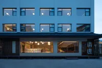 nesthouse Hotel a People's Square/Small Commodity Wholesale Market Commercial Circle