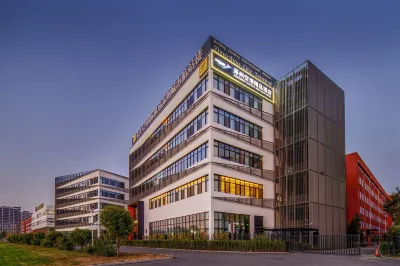 Zhangzhou Airport Boutique Hotel (Zhangzhou City Terminal Shop) Hotels near Gao Grand Courtyard