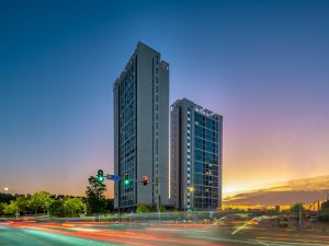 Wanjiang International Apartment (Huangbian Metro Station Design Capital Branch)