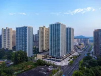 締希爾高空湯池酒店（樂山高鐵站萬達廣場店）