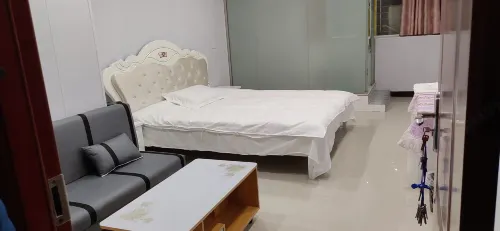 Yicheng Shuangwei Hotel