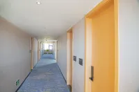 Huichang Xifeng E-sports Hotel