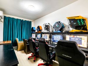 42 Du E-sports Homestay