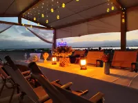Pingluo Glamping Shadao Jimei Camping Hotel (Shahu Scenic Area) Hotels in Pingluo